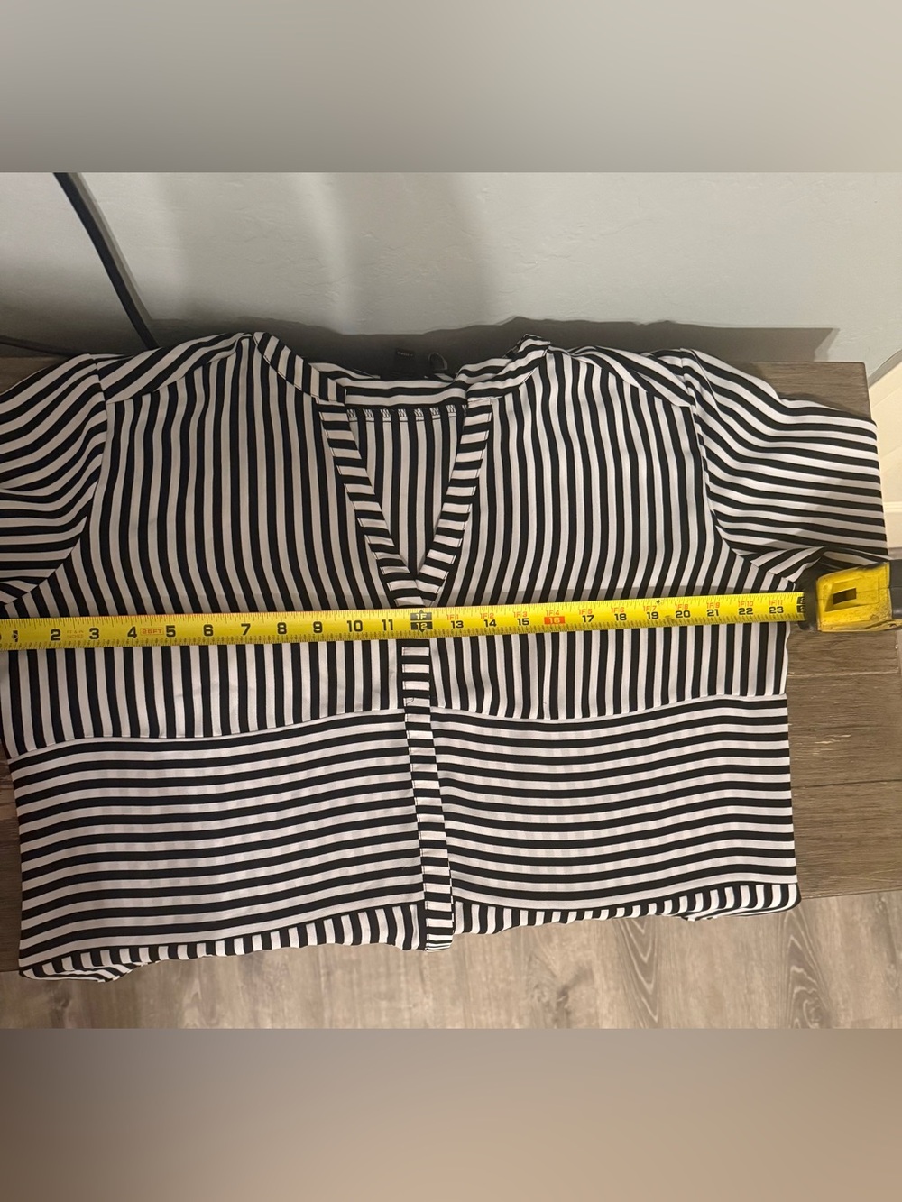 Worthington Black and White Striped V-Neck Blouse - Picture 4 of 4